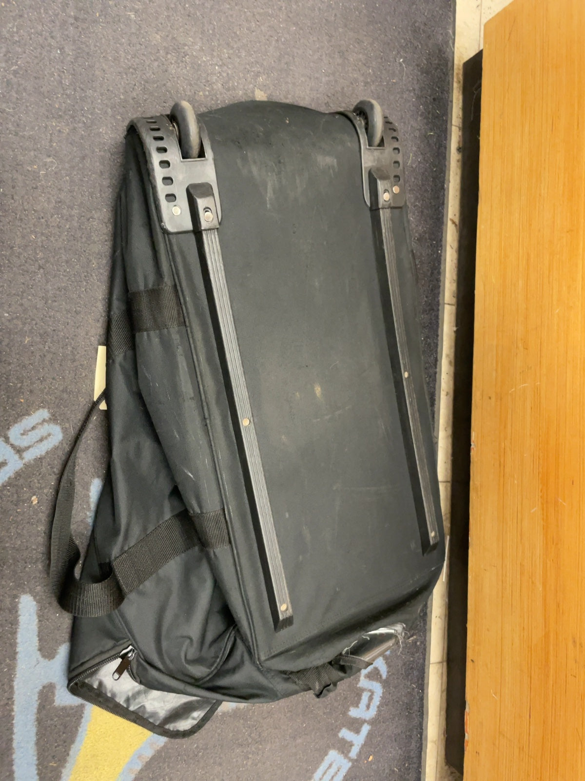 Lowry Wheeled Hockey Bag Black