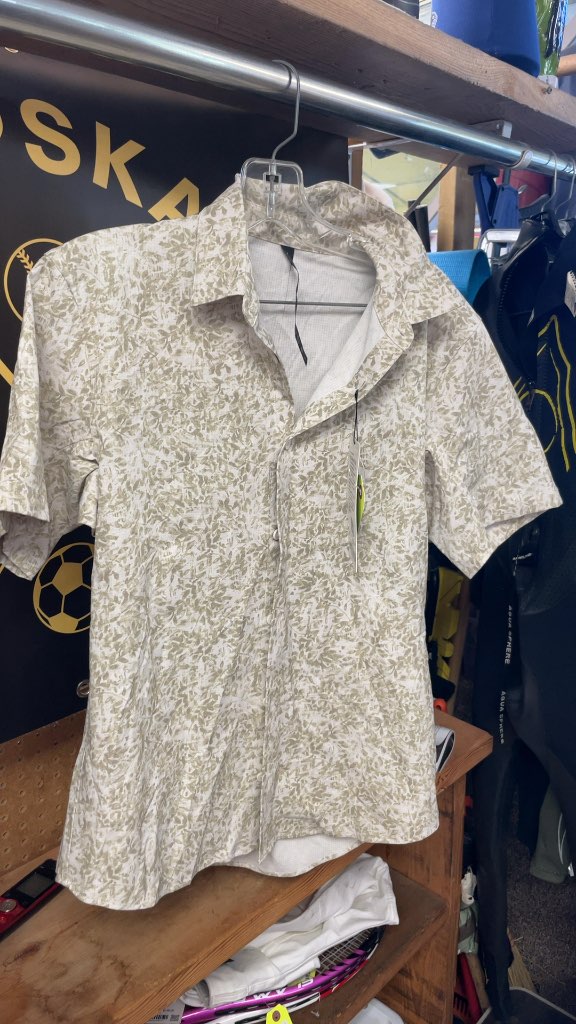Lululemon Airing Easy Short Sleeve Shirt