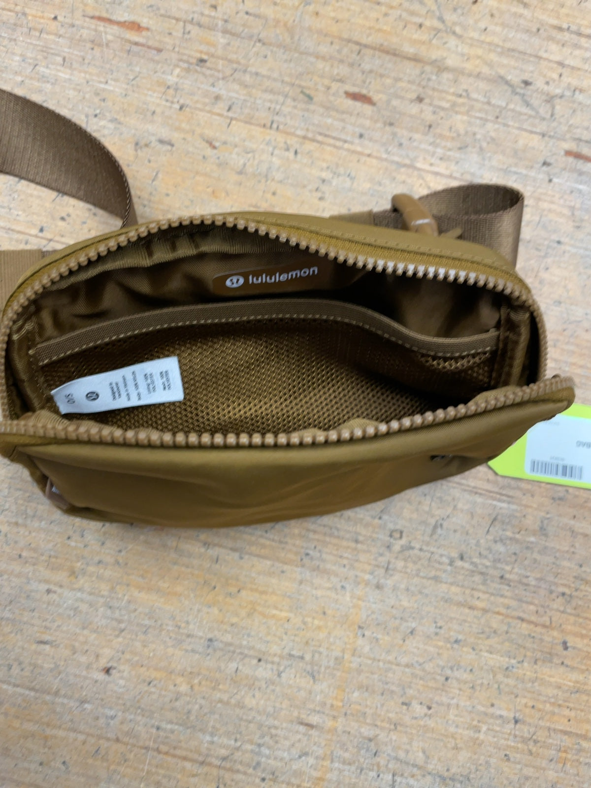 Lululemon Everywhere Belt Bag - Gold