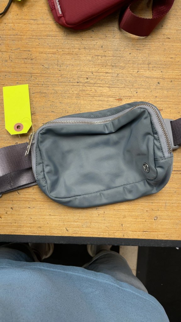 Lululemon Everywhere Belt Bag - Grey