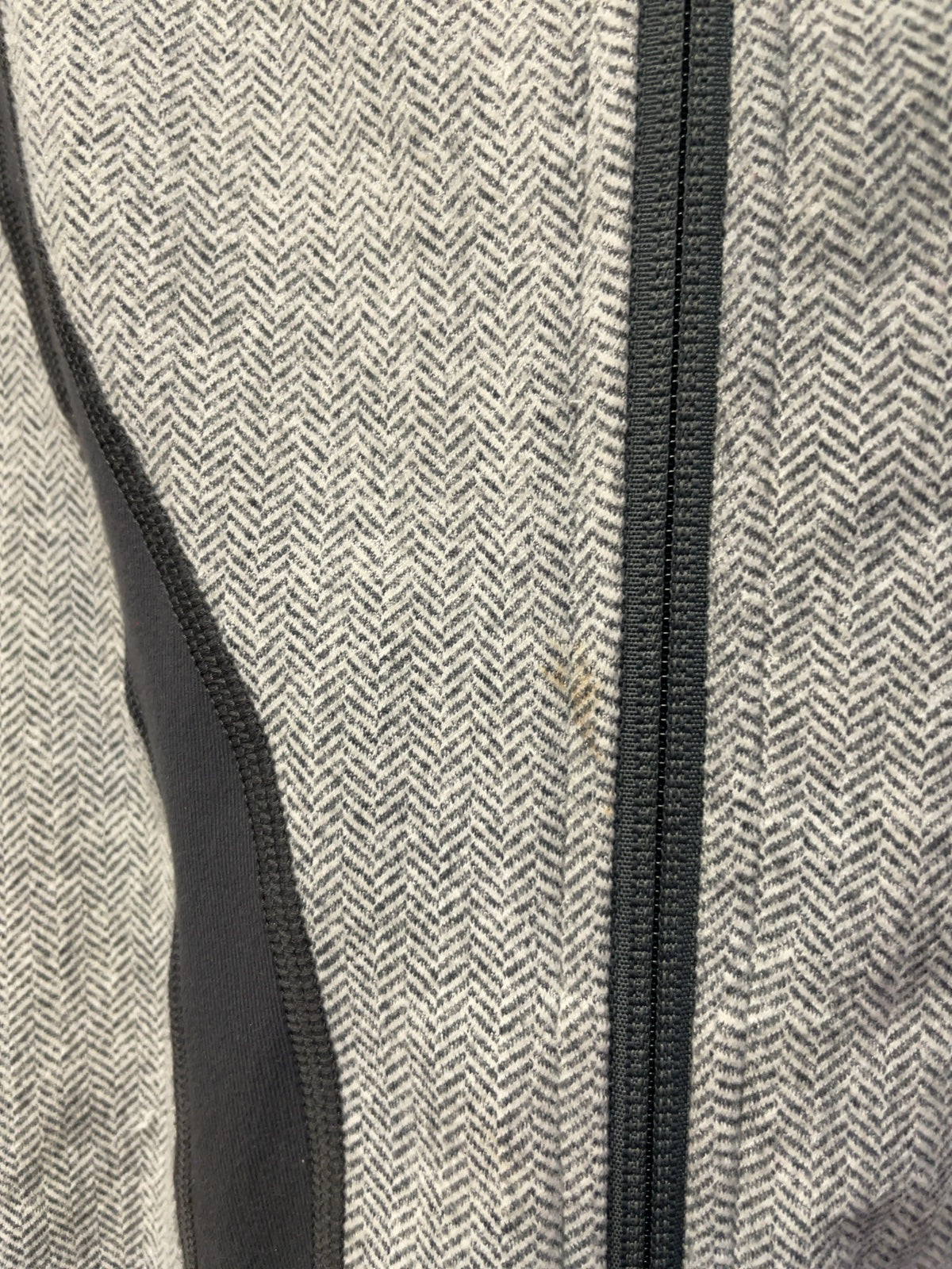 Lululemon Herringbone Zip-Up Jacket Size 6 Grey