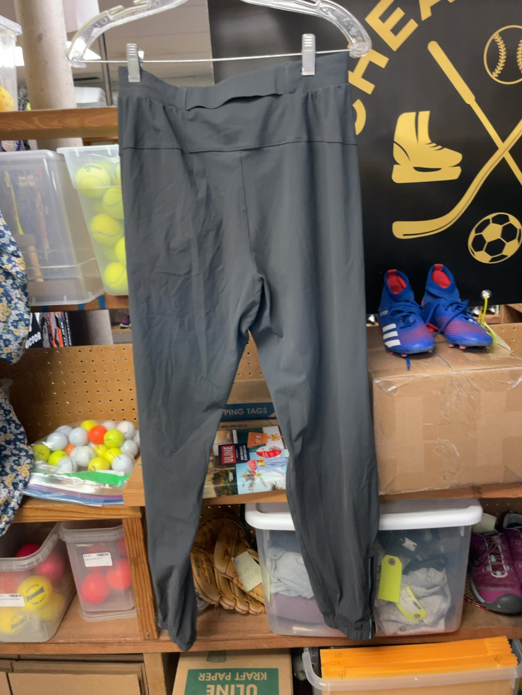 Lululemon Hiking Pants Size 6? Grey
