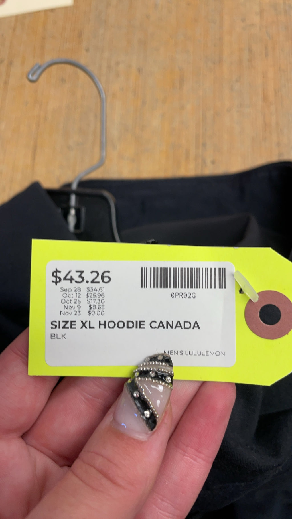 Lululemon Hoodie Canada Size XL Black
