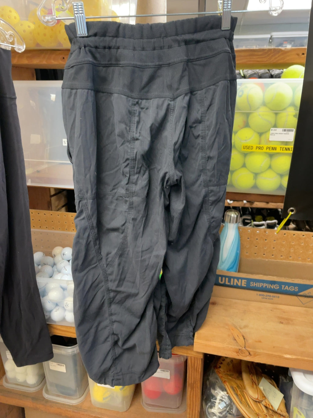 Lululemon Joggers Capri Size 4 Black