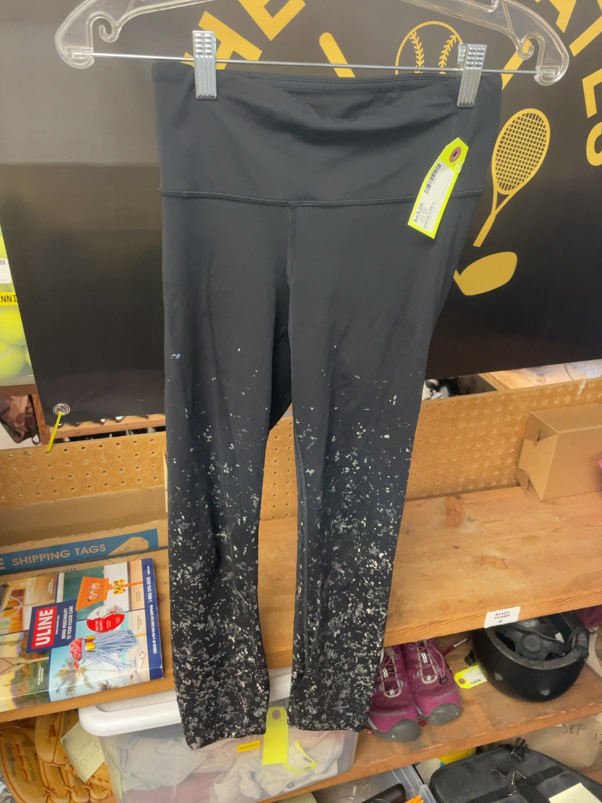Lululemon Leggings Size 4 Black/Grey Flecks