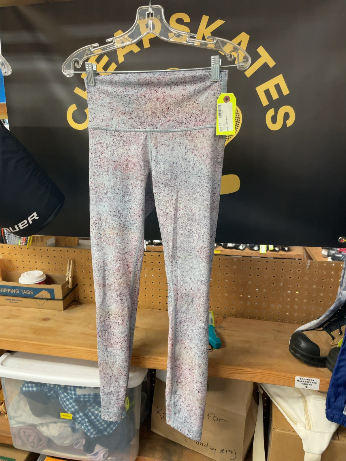 Lululemon Leggings Size 6 Multi-Color Speckled
