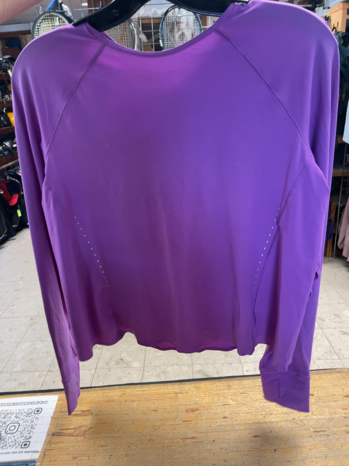 Lululemon Longsleeve Size 8 Purple Split Back