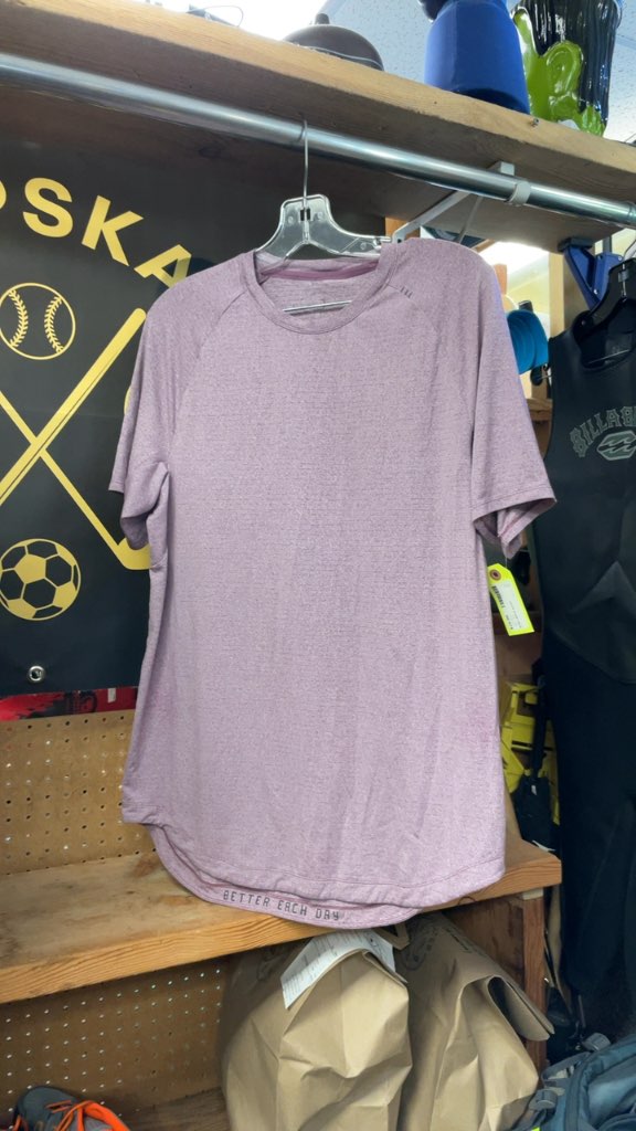 Lululemon Men's "Better Each Day" Short Sleeve Shirt - Large