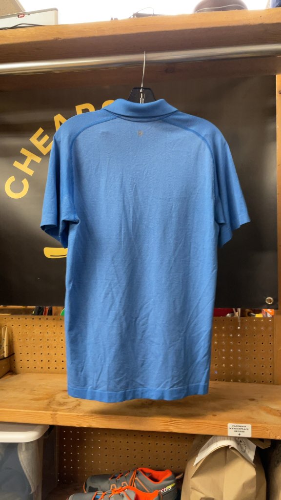 Lululemon Men's Blue Polo Shirt - Size Medium