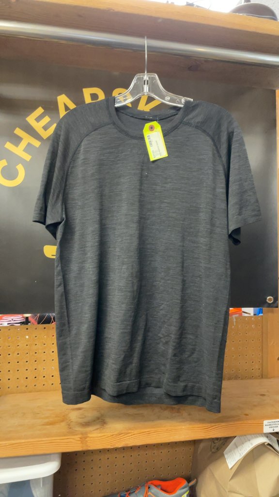 Lululemon Men's Metal Vent Tech Short Sleeve Shirt