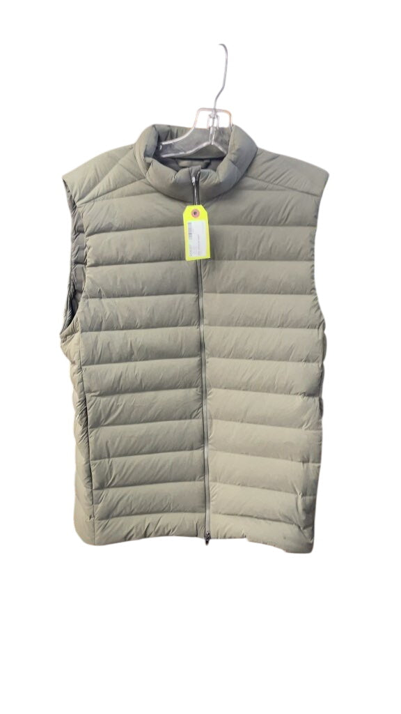 Lululemon Men's Puffer Vest