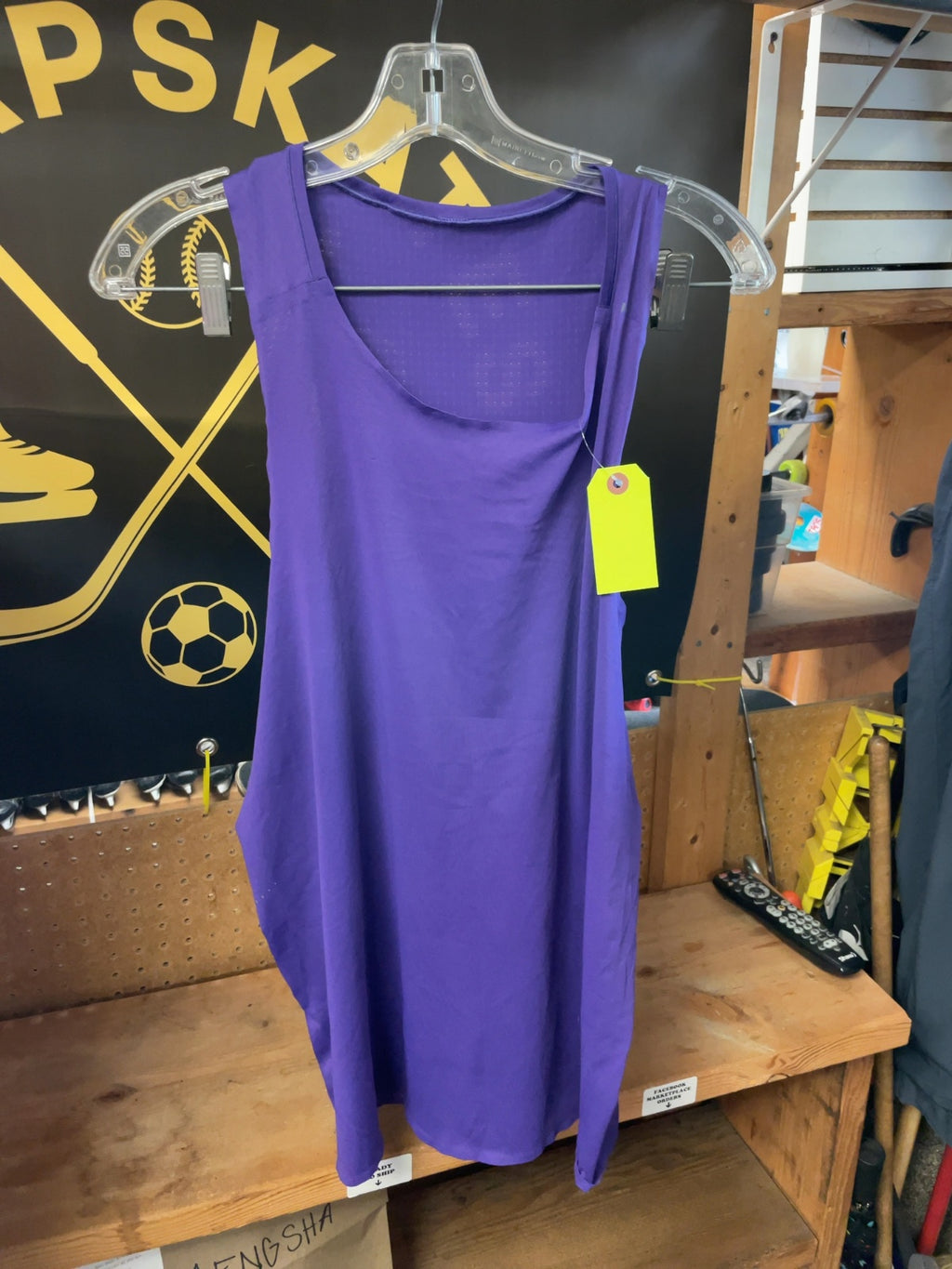 Lululemon Men's Purple Tank Top medium/large