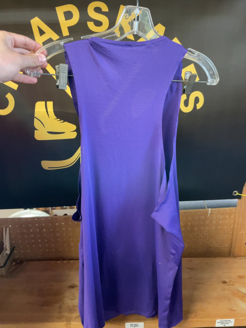 Lululemon Men's Purple Tank Top medium/large