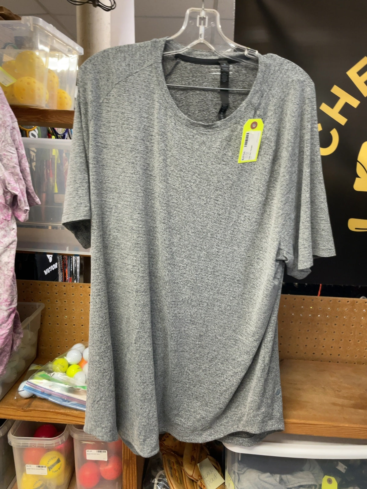 Lululemon Men's T-Shirt Size XXL Grey