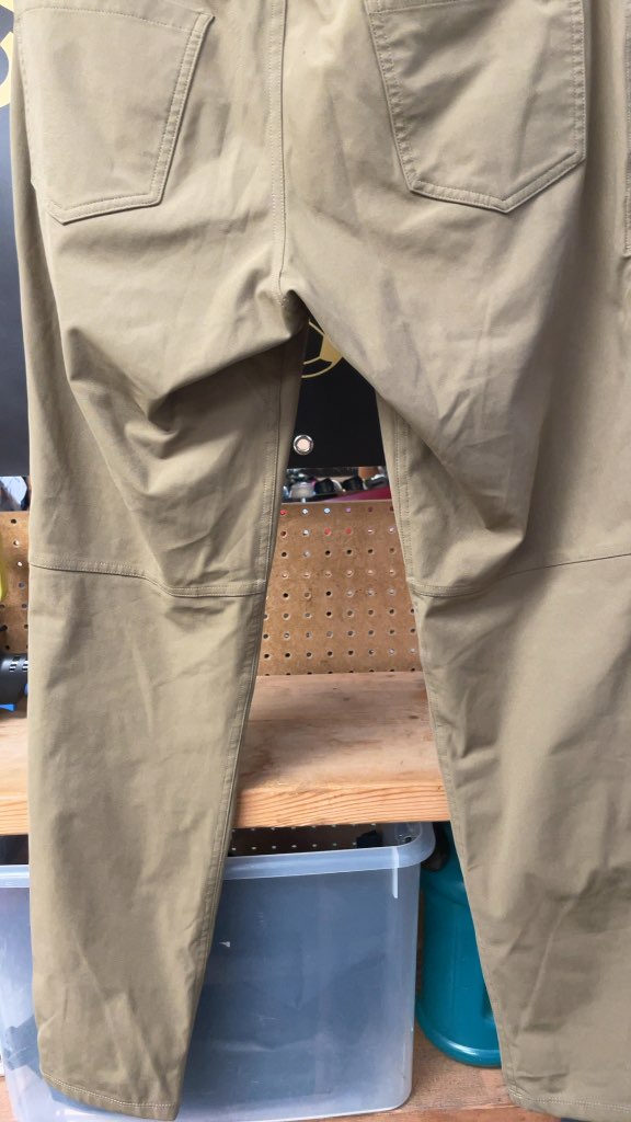 Lululemon Men's Trousers - Size 31 - Beige