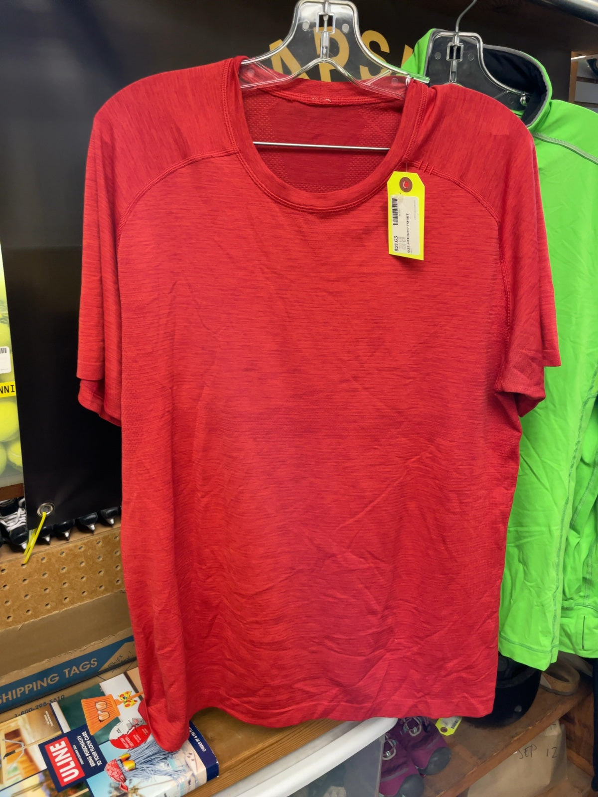 Lululemon Metal Vent Tech Size Medium Red T-Shirt