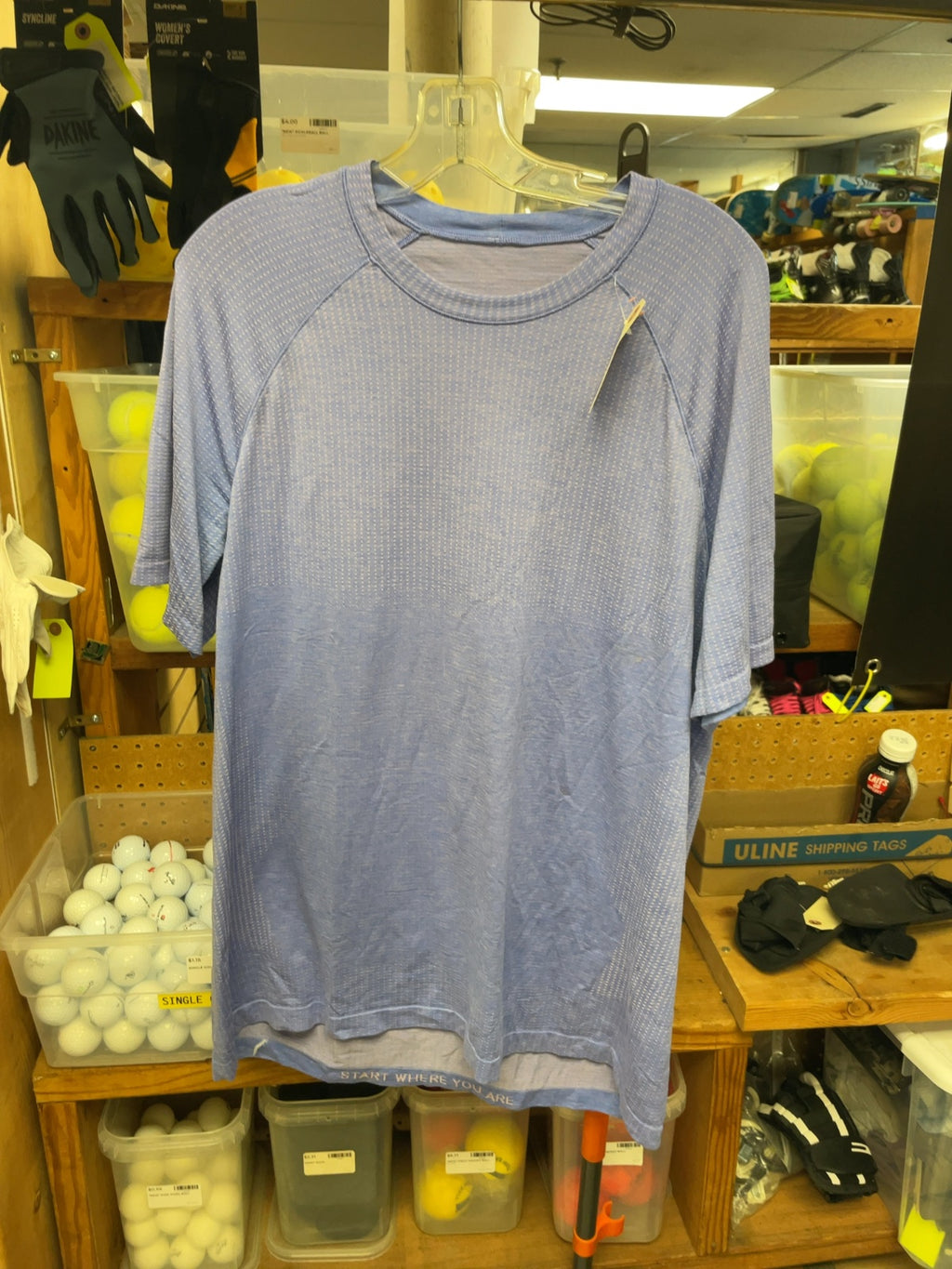 Lululemon Metal Vent Tech Size XL Short Sleeve Shirt Blue Purple