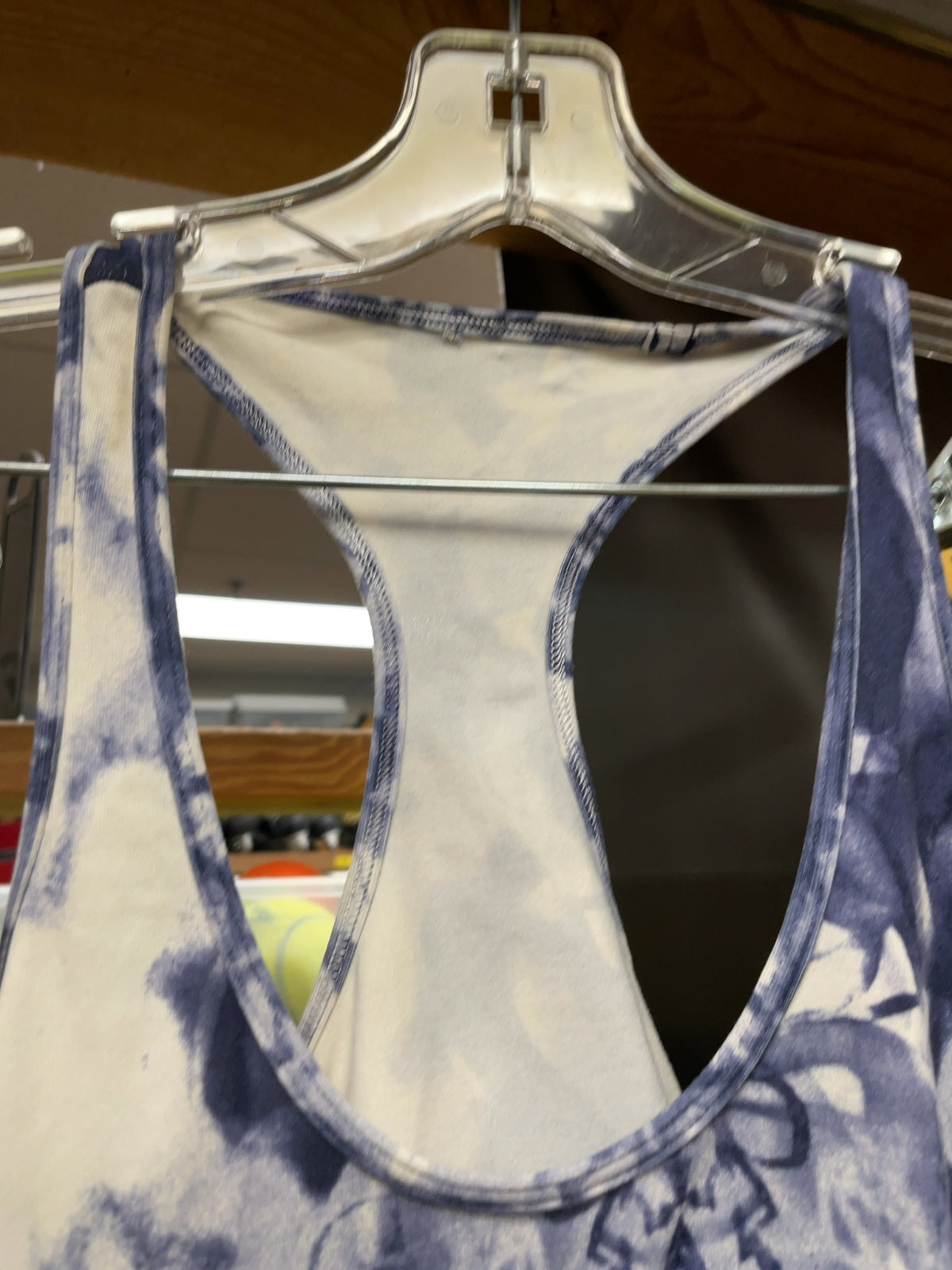 Lululemon Racerback Tank Top Size 6 Blue Tie Dye