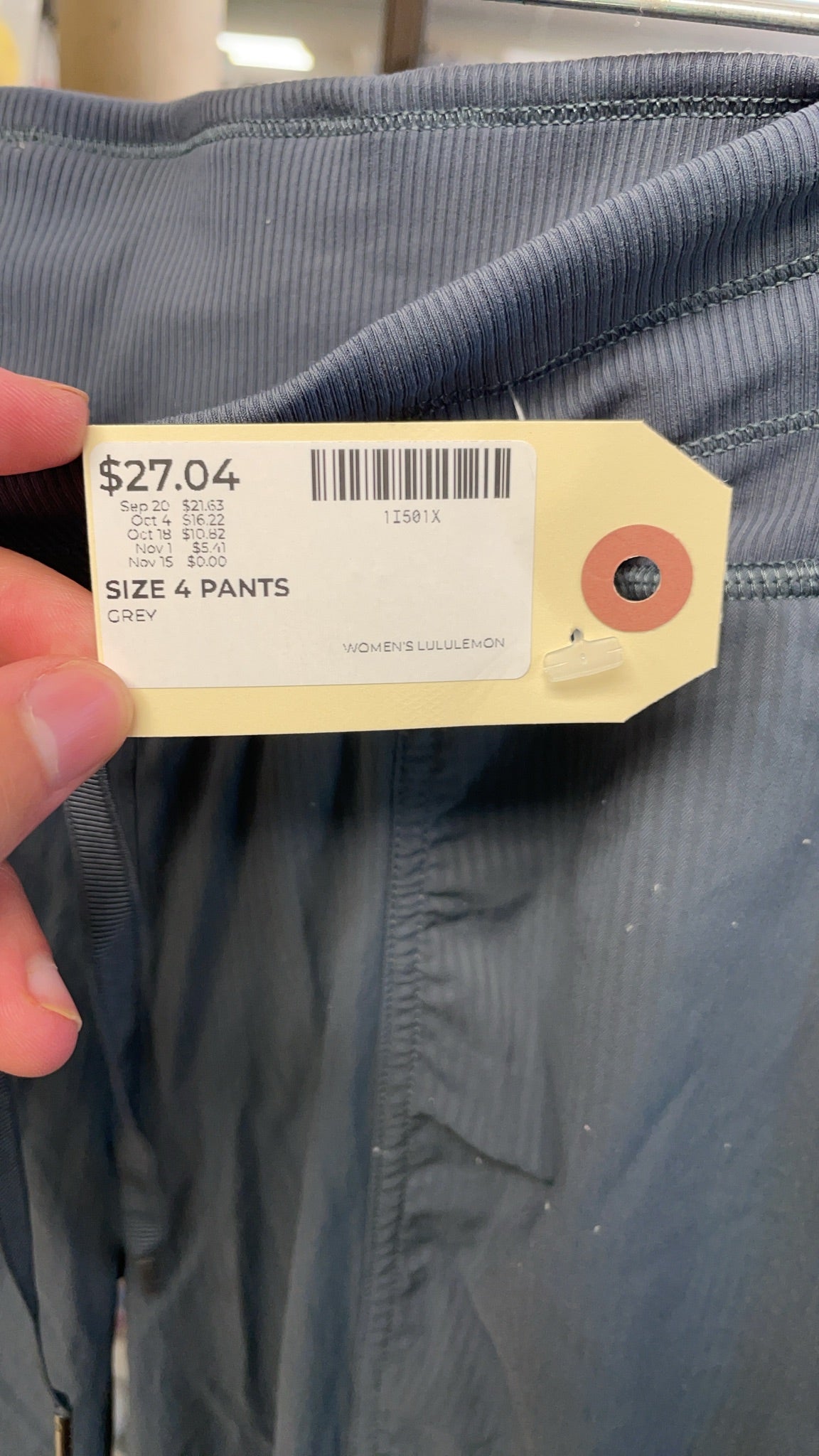 Lululemon Ruched Jogger Size 4 Grey Pants