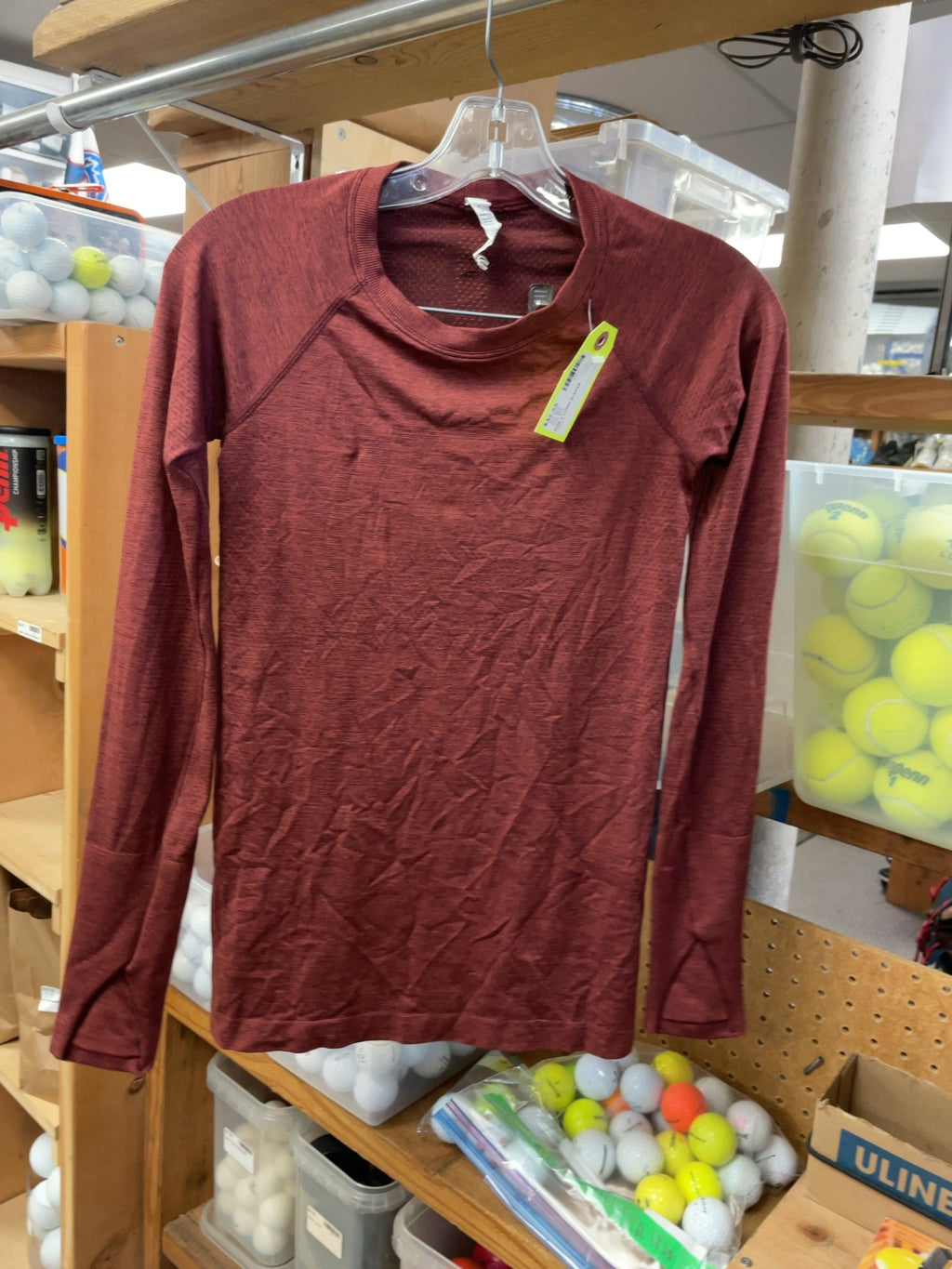 Lululemon Swiftly Tech Size 4 Maroon Long Sleeve Shirt