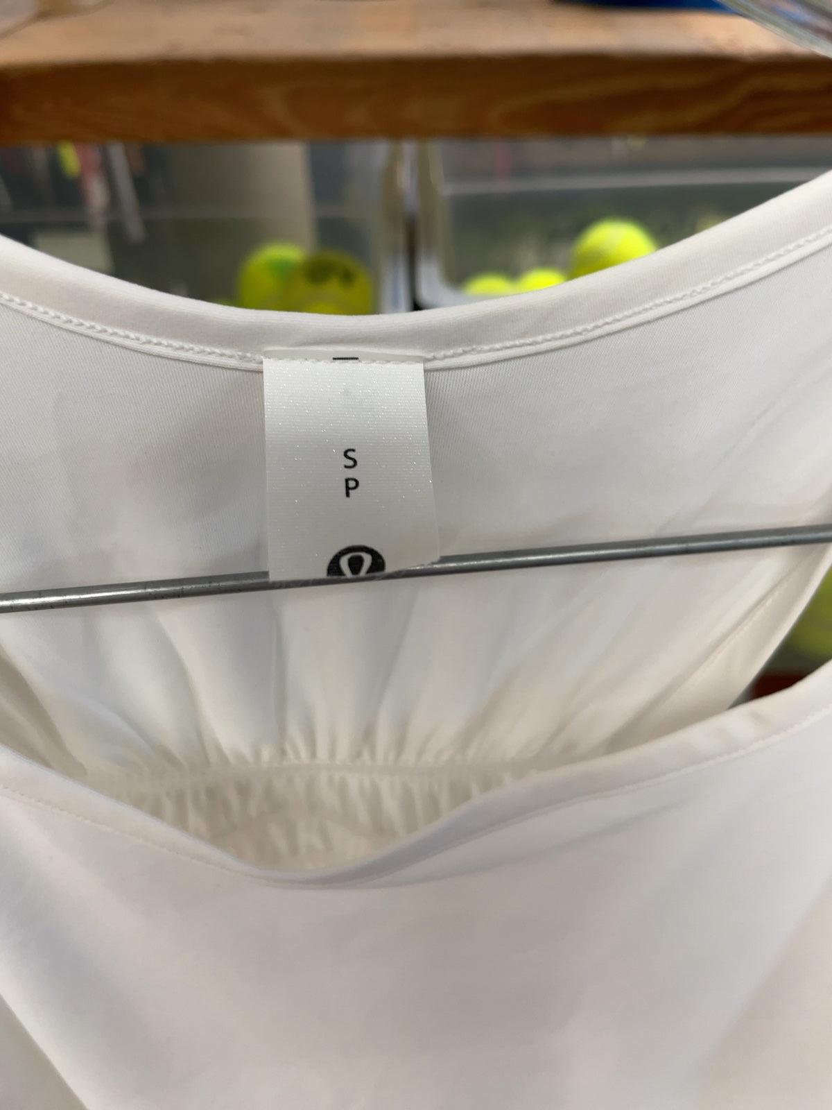 Lululemon Tank Top Size Small (2-4) White Racerback