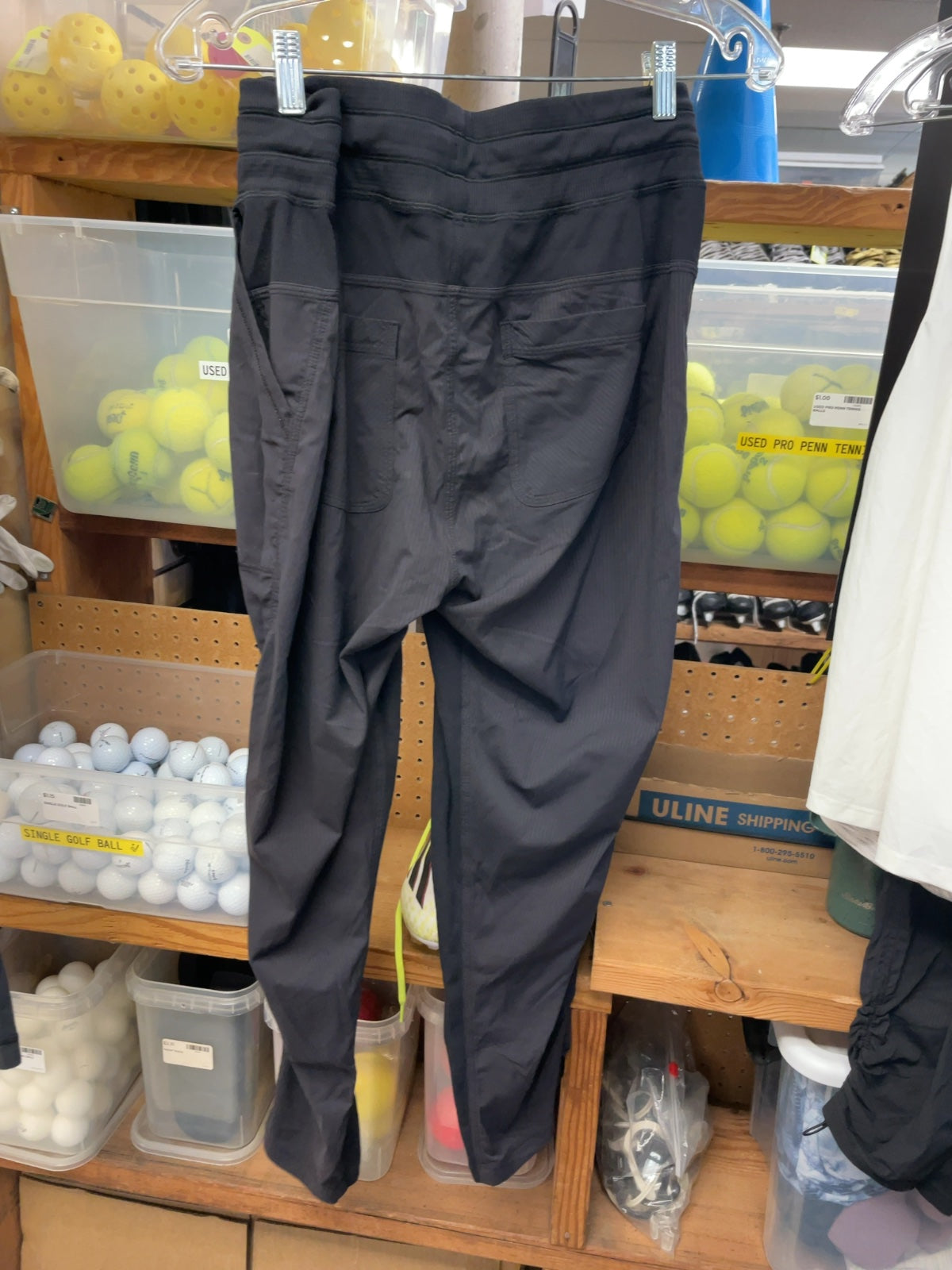 Lululemon Women's Athletic Pants Size 6 Black