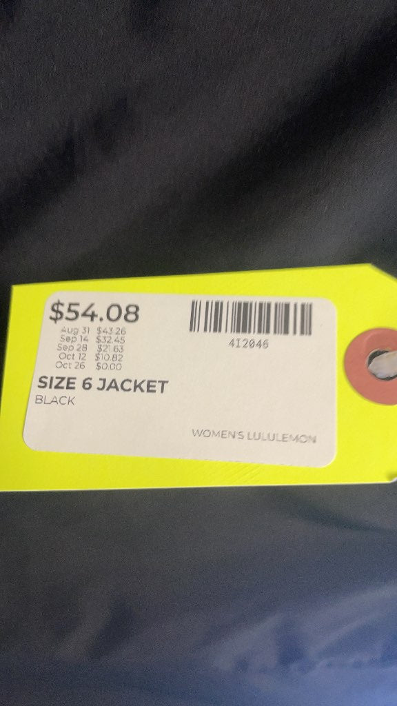 Lululemon Women's Black Hooded Jacket - Size 6