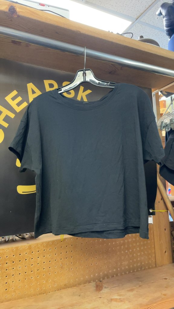 Lululemon Women's Black T-Shirt