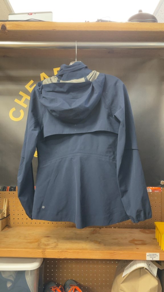 Lululemon Women's Blue Hooded Jacket Size 6