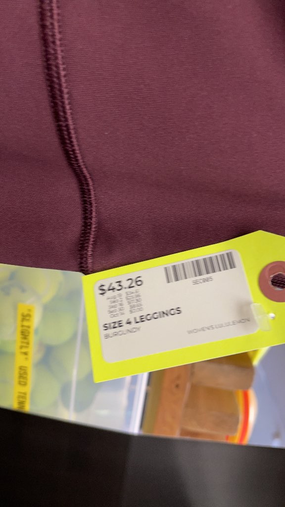 Lululemon Women's Burgundy Leggings - Size 4