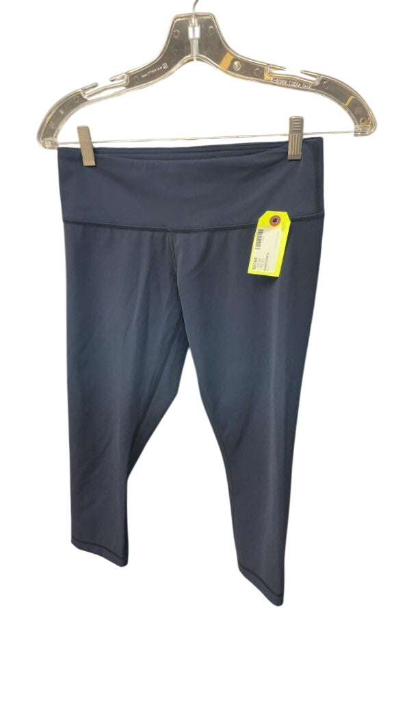 Lululemon Women's Cropped Athletic Pants - Blue - Size 6