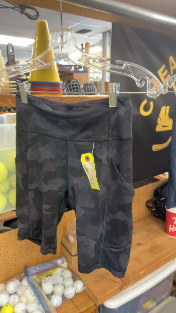 Lululemon Women's Fast and Free High-Rise Shorts - Grey Camo - Size 4