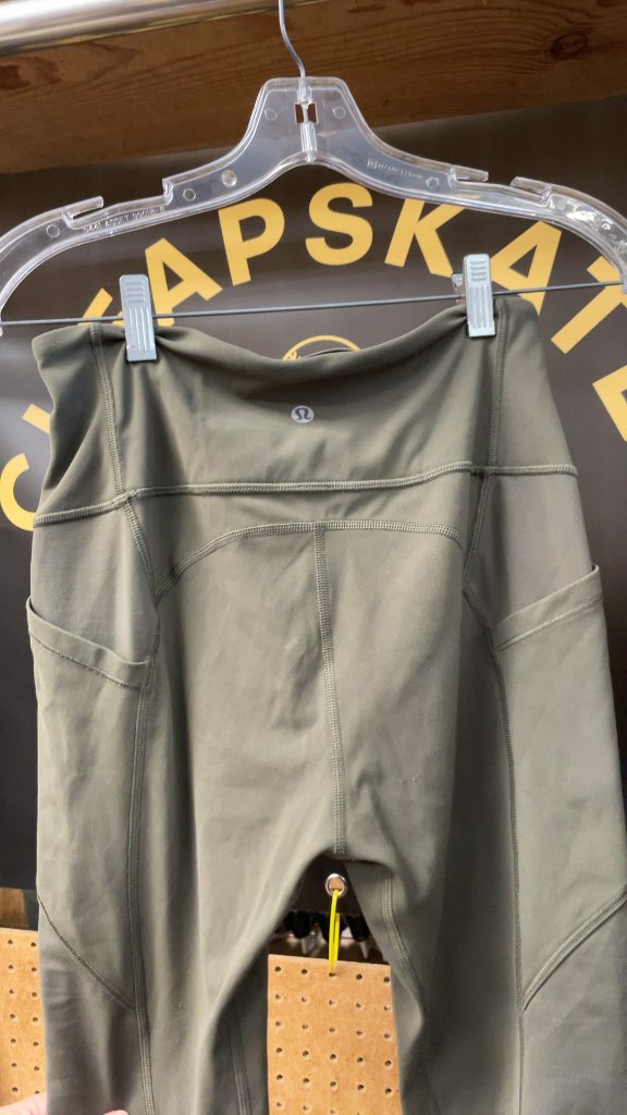 Lululemon Women's Leggings with Pockets