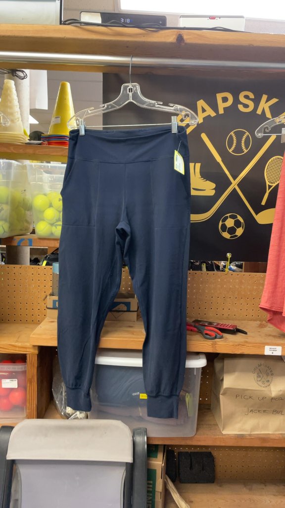Lululemon Women's Navy Joggers - Size 12