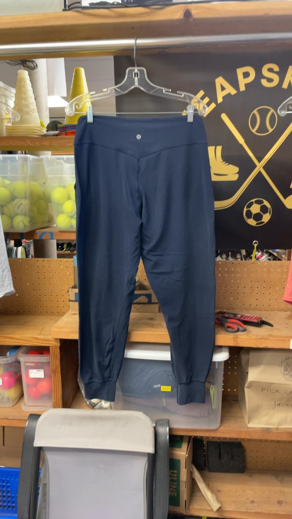 Lululemon Women's Navy Joggers - Size 12