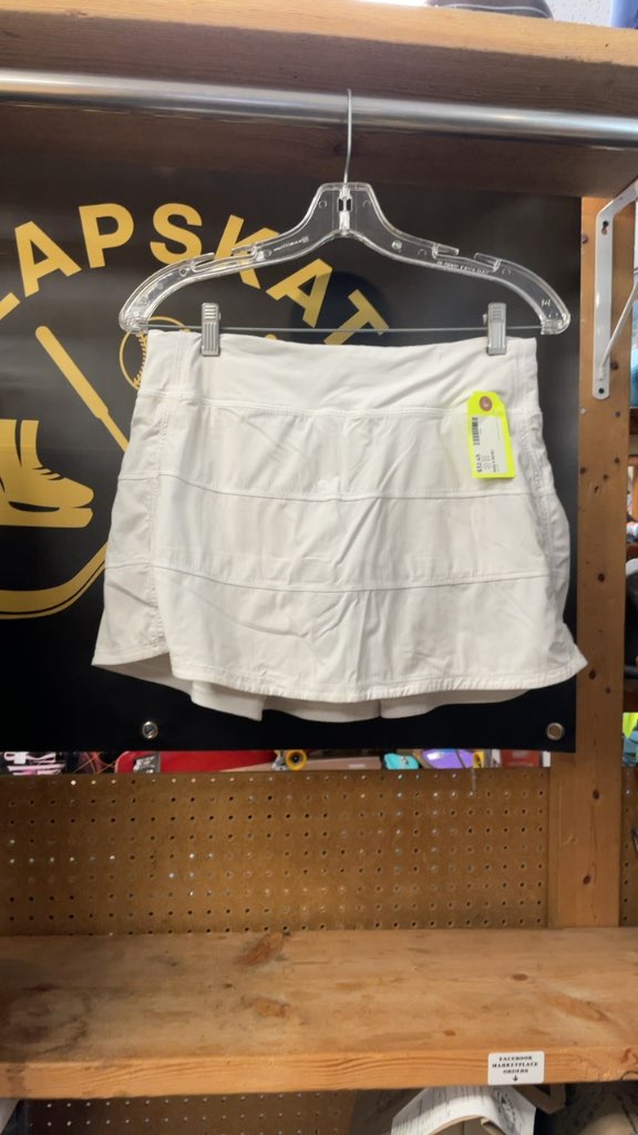 Lululemon Women's Pace Rival Skirt - White - Size 6