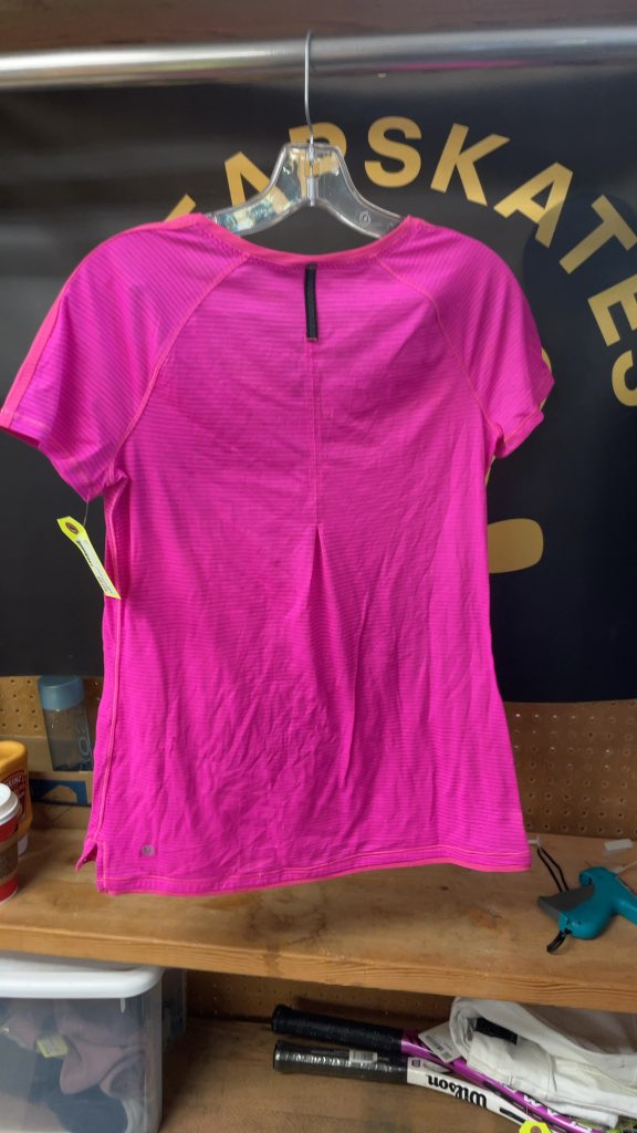 Lululemon Women's Pink Athletic T-Shirt size 6?