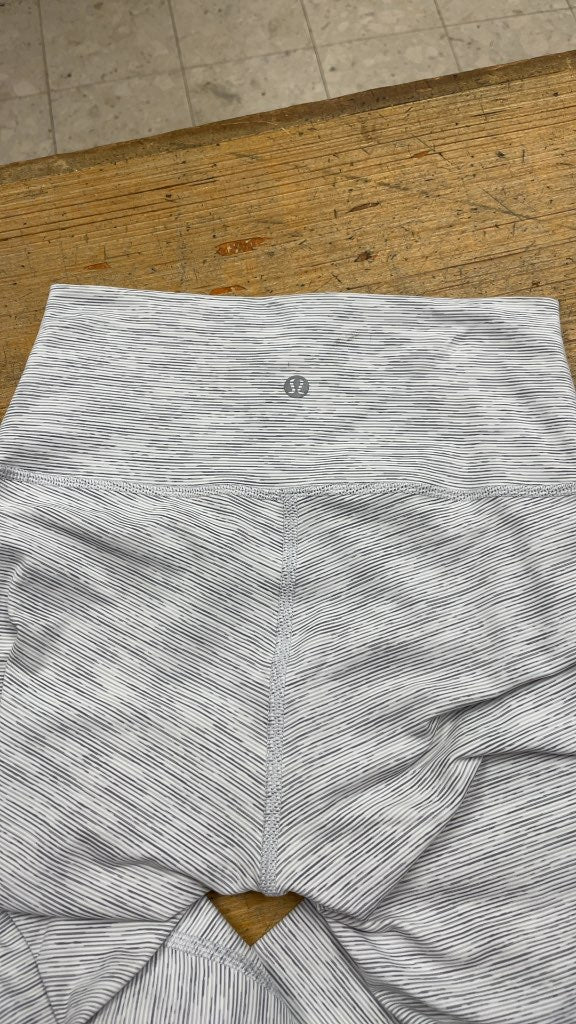 Lululemon Women's Size 4 Grey Striped Leggings