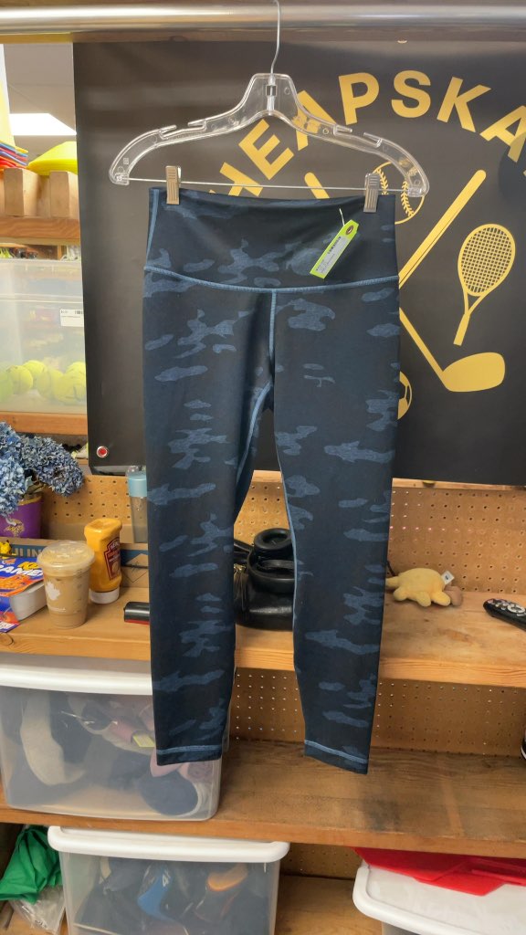 Lululemon Women's Size 8 Camo Leggings - Blue/Black