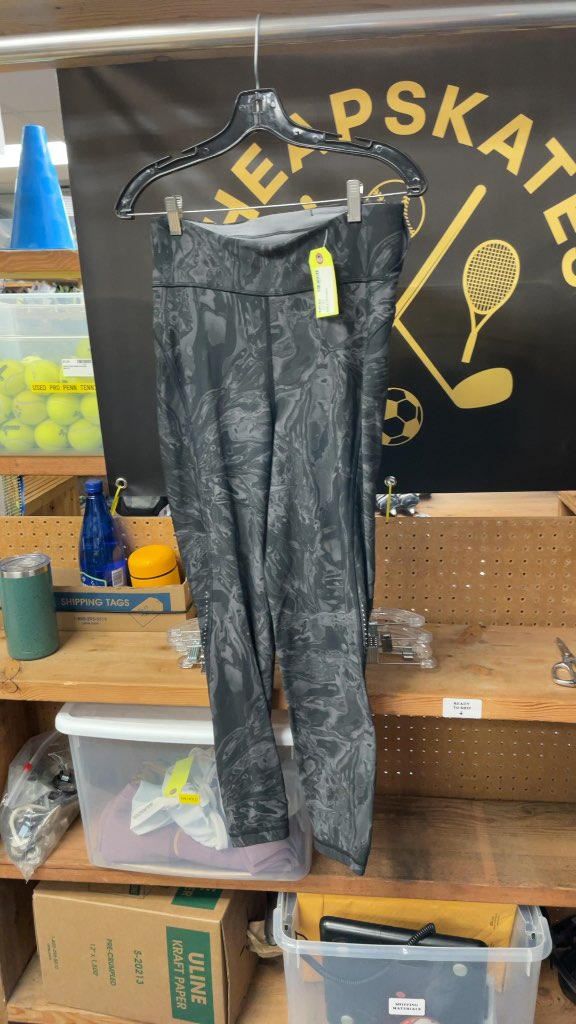 Lululemon Women's Size 8 Grey Swirly Leggings
