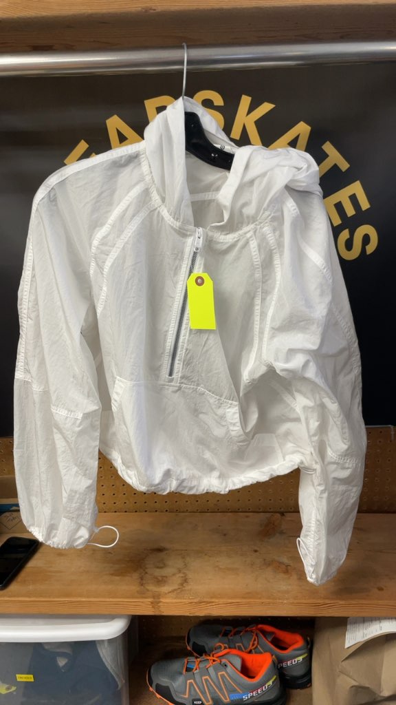 Lululemon Women's Size 8 White Windbreaker