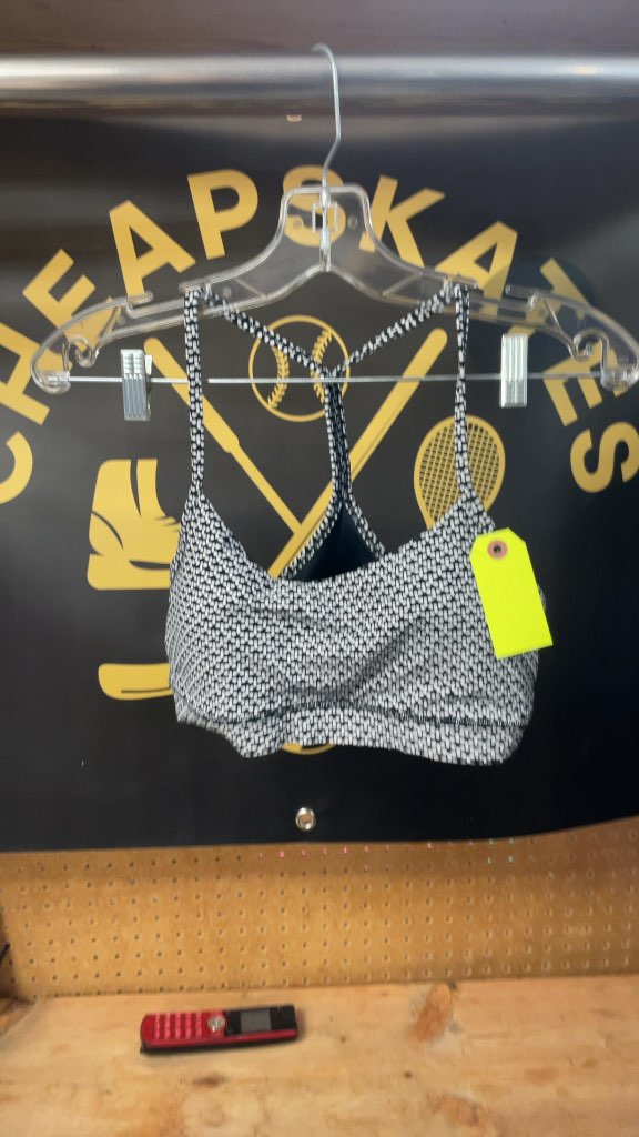 Lululemon Women's Sports Bra - Size 10 - Black/White Pattern