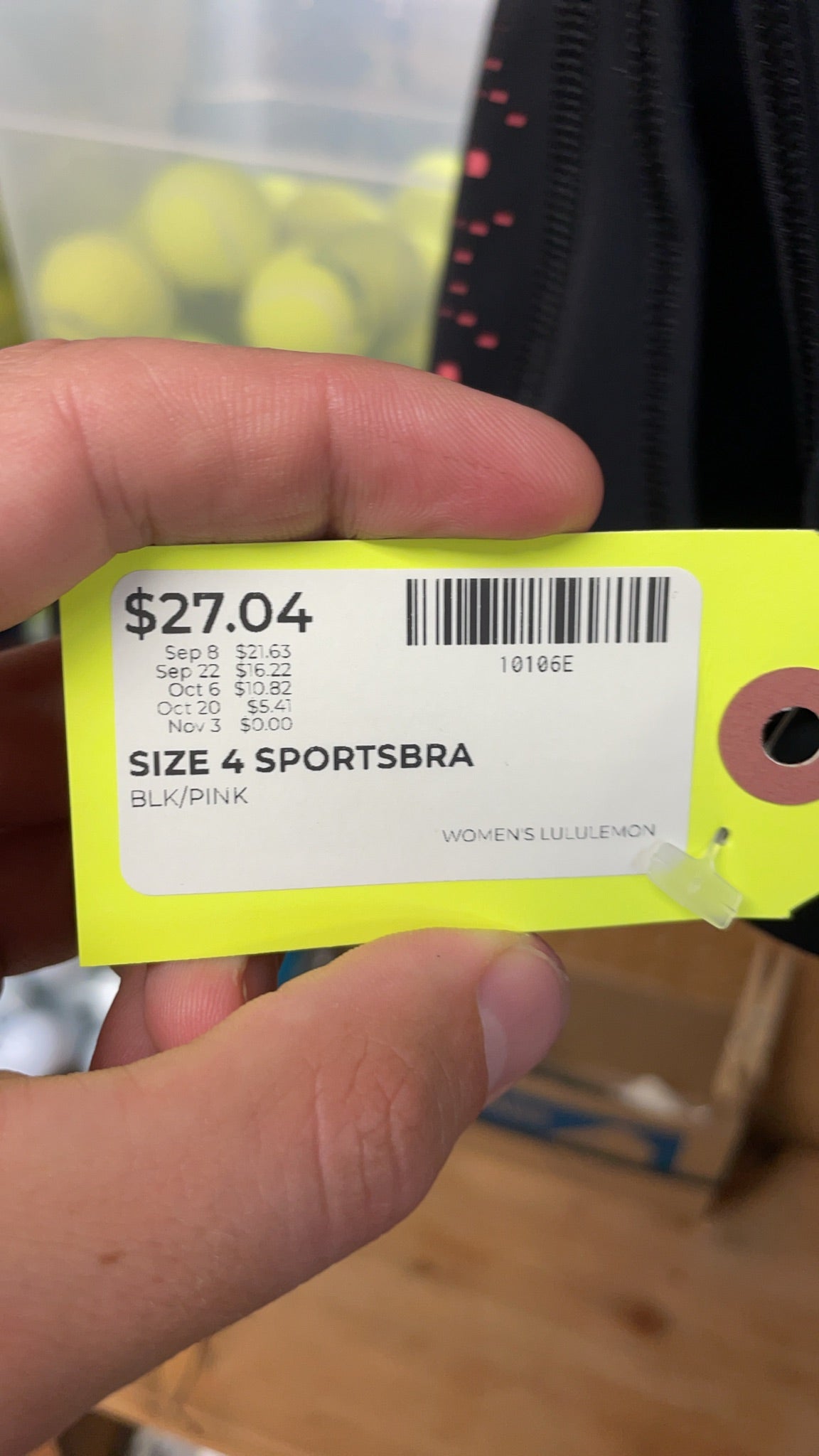 Lululemon Women's Sports Bra Size 4 Black/Pink