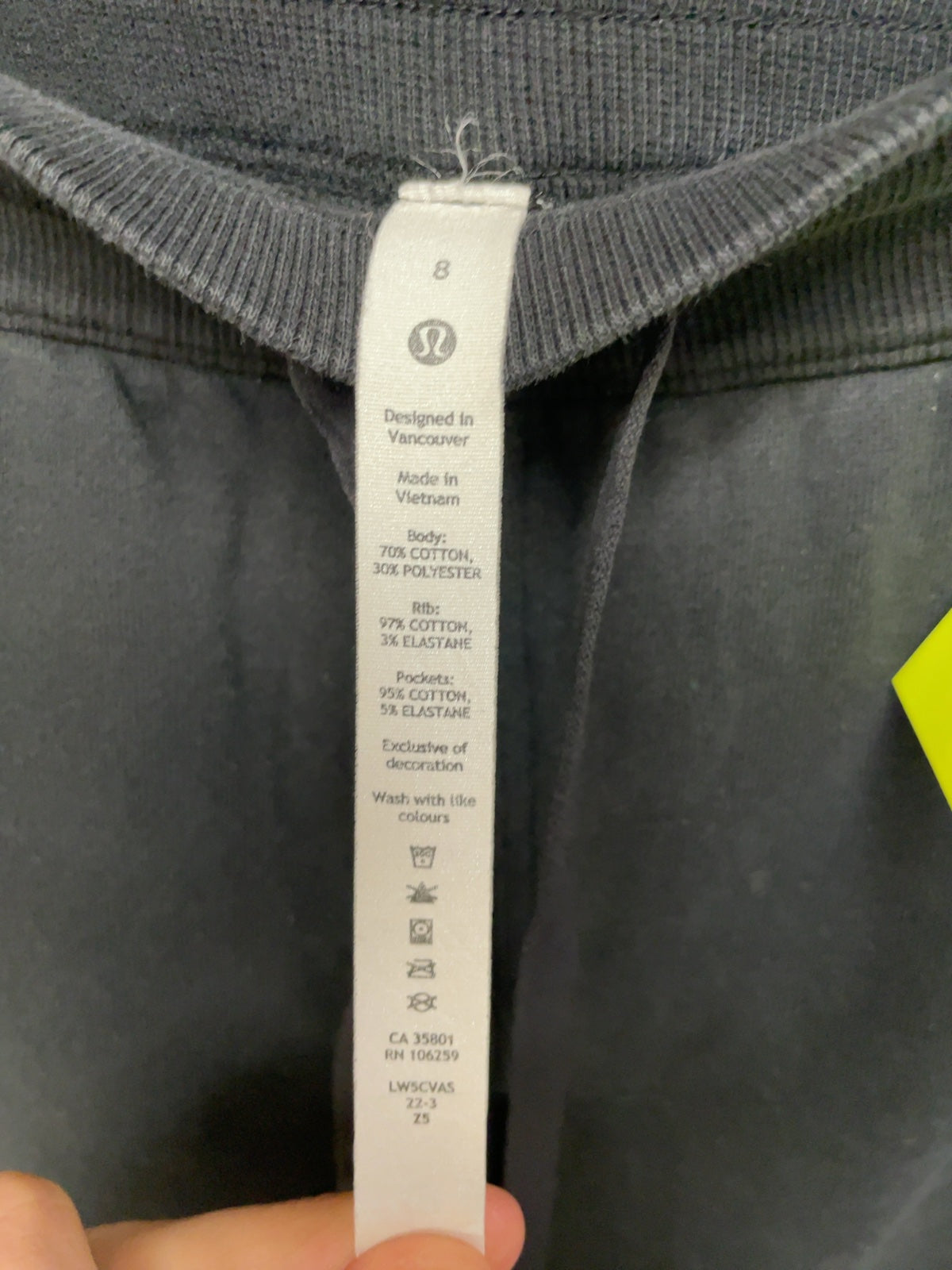 Lululemon Women's Sweatpants - Black - Size 8