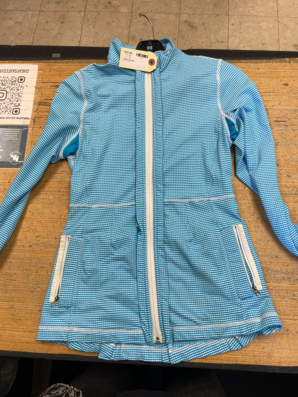 Lululemon Zip-Up Jacket Size 6 Blue Striped