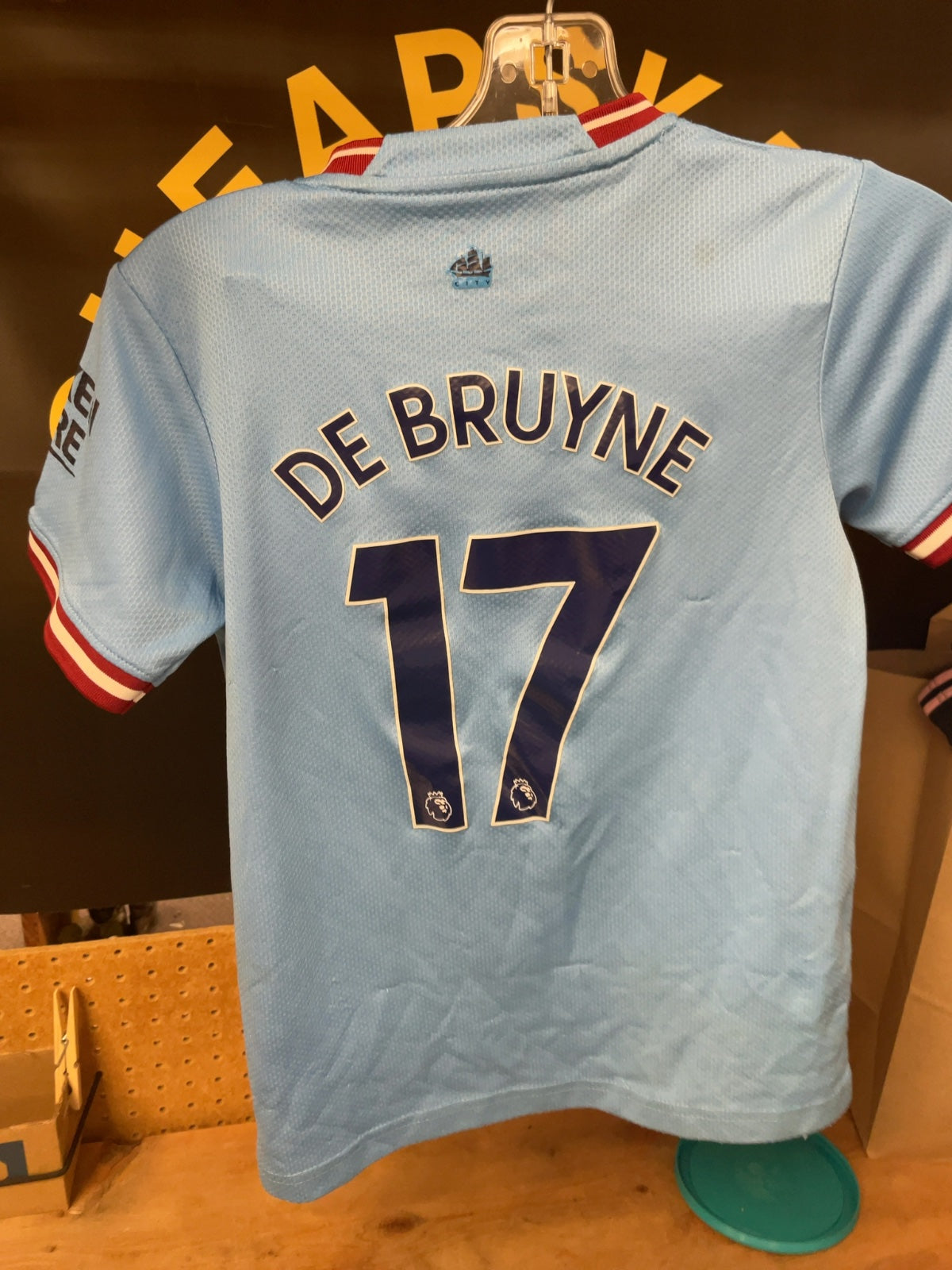 Manchester City De Bruyne #17 Home Jersey Size 24