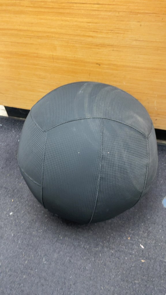 MD Buddy 6 LB Medicine Ball - Black