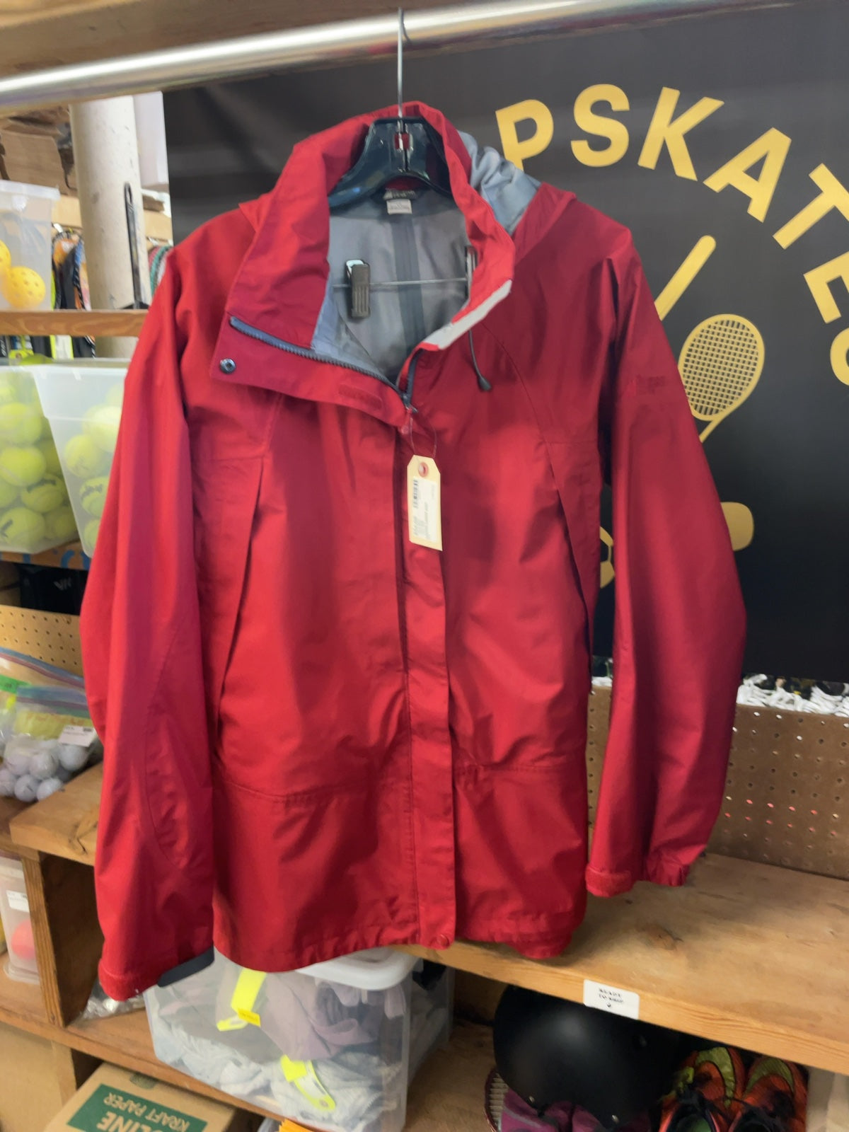 MEC Jacket Shell Size L Red