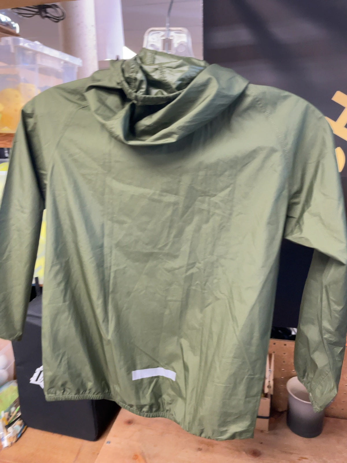 MEC Rain Jacket Size 6 Green