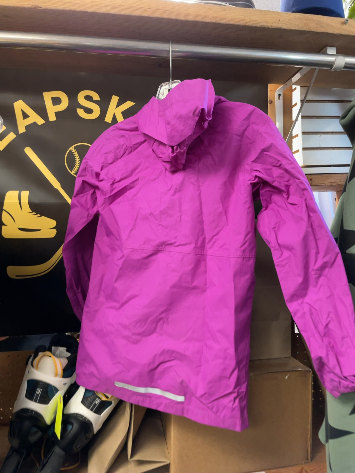 MEC Rain Jacket Size JR 10 Purple